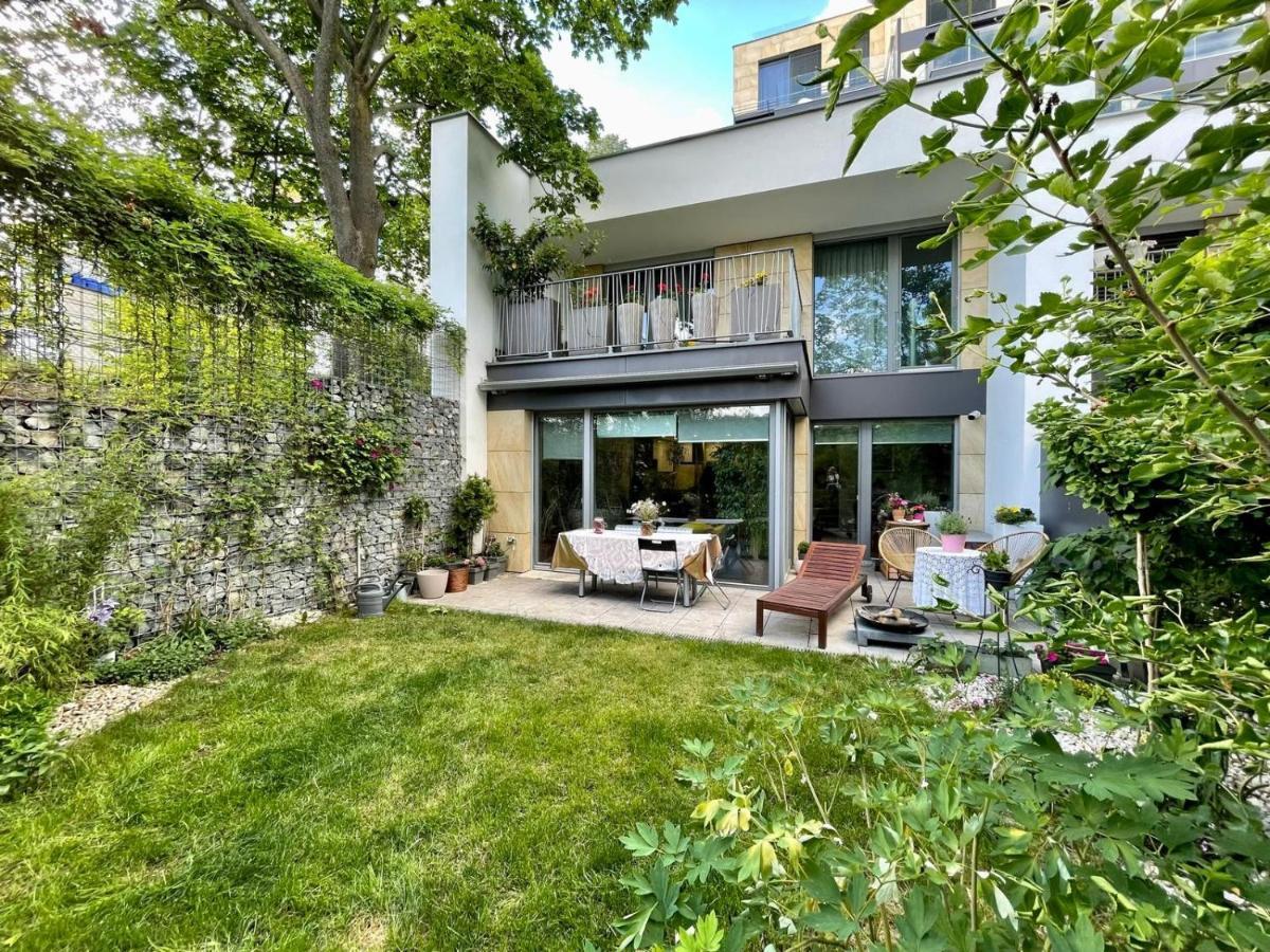 Romantic Stay Overlooking Prague Séjour chez l'habitant *